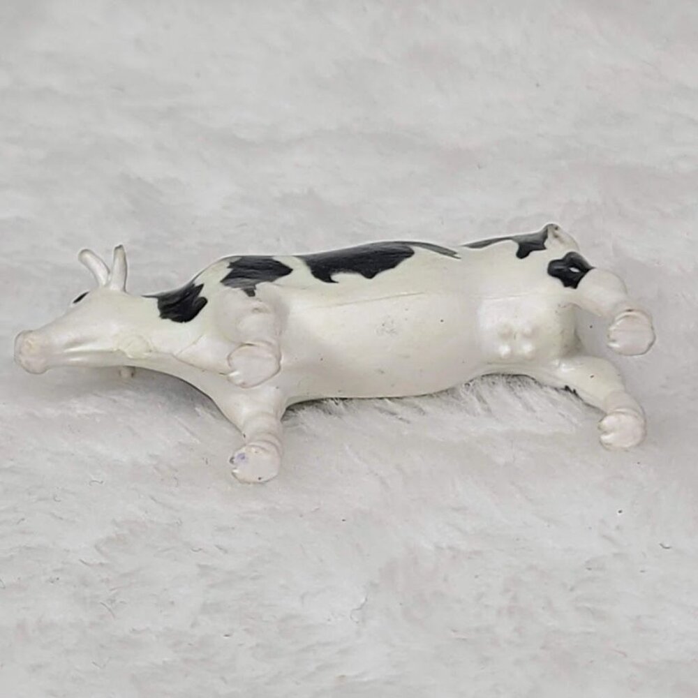Cow Plastic Toy 1" Black and White Holstein Milk Cow Farm Animal Single - Picture 6 of 9